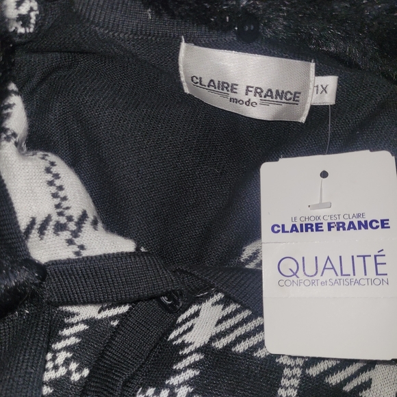 Claire France Black and White Sweater with Removable Faux Fur Collar 1X - Picture 6 of 6